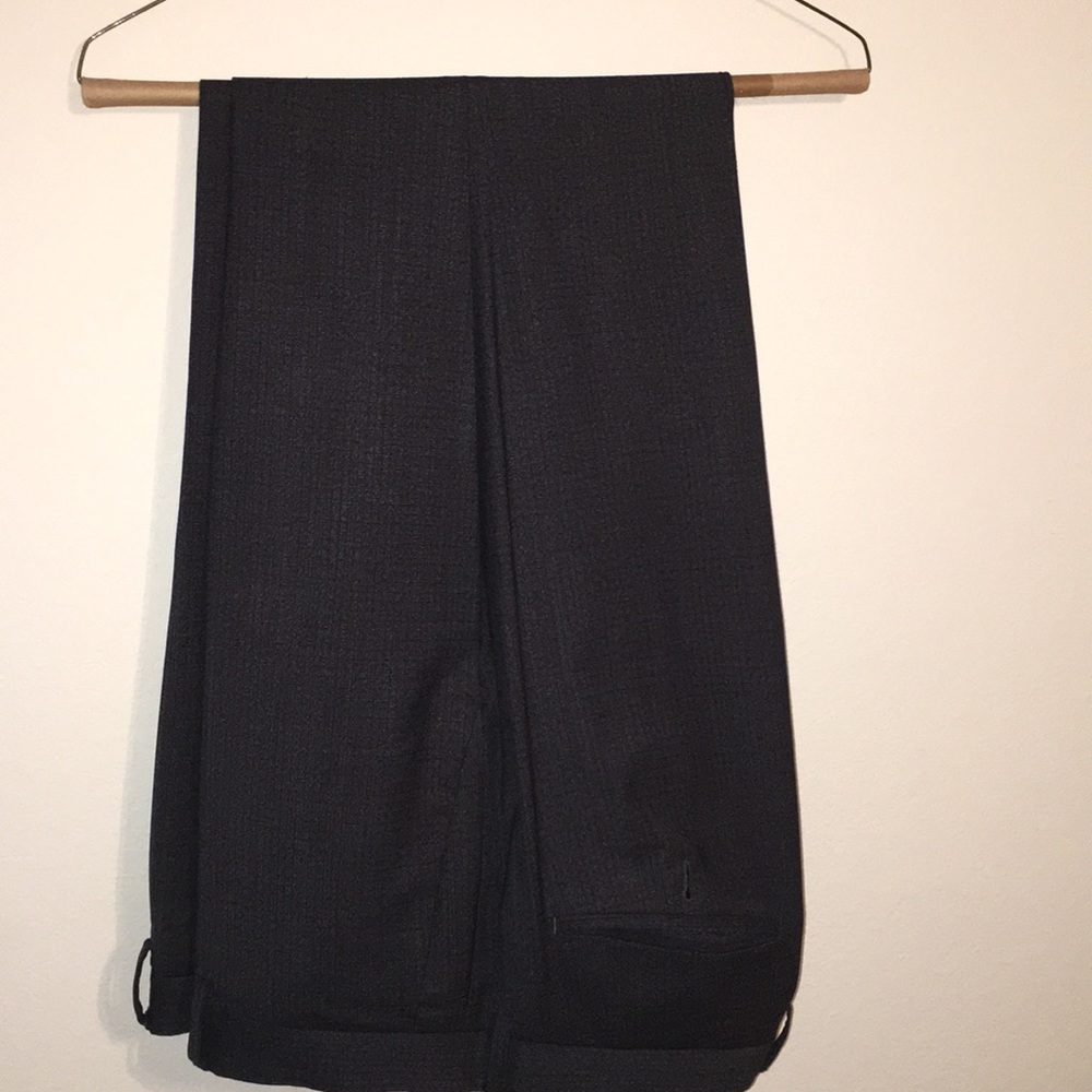 Hugo Boss grey patterned slacks -36W ~32L